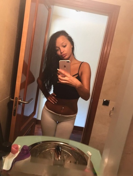 Gümüşsuyu VIP Escort Deniz